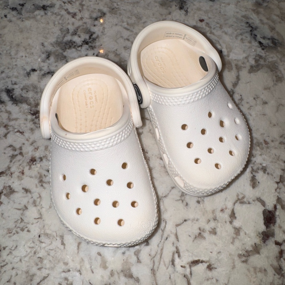 CROCS Kids Water Shoes - White